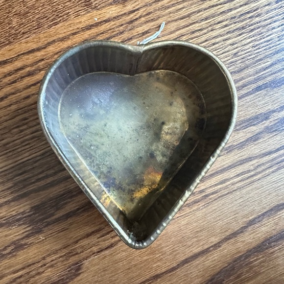 Solid Brass Rustic Vintage Styling Decor Pieces - Picture 4 of 5